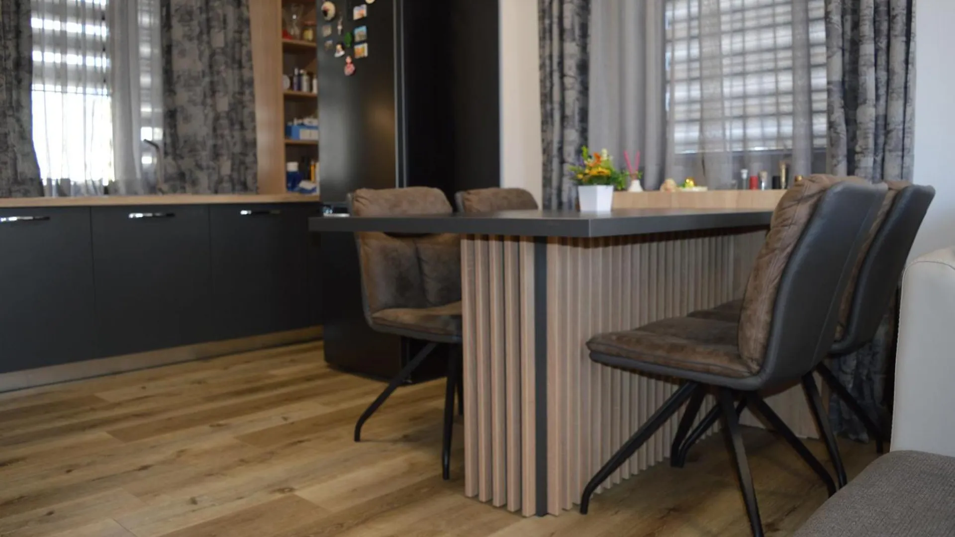 Sea Sunrise Apartment Burgas City 0*,