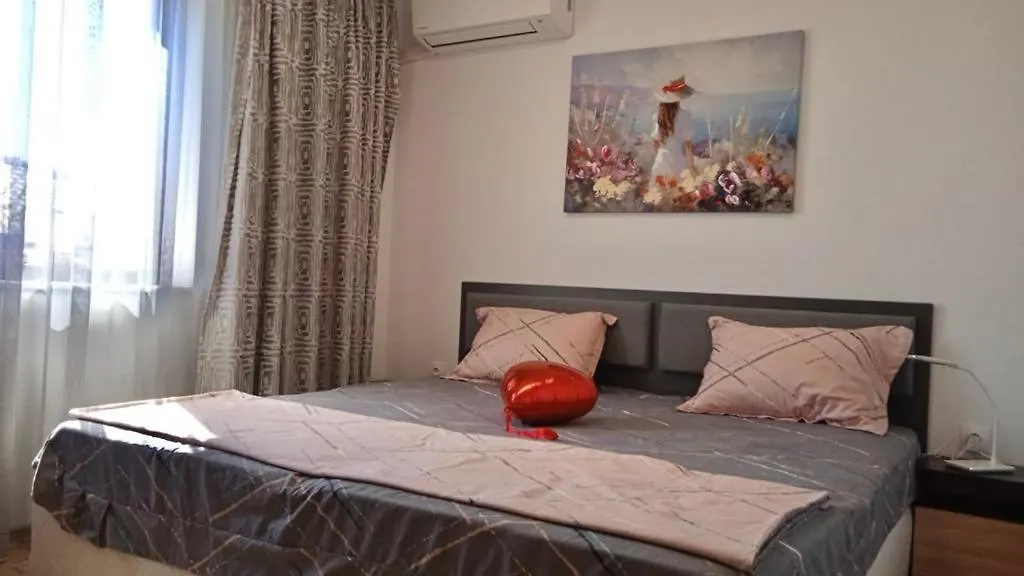 Sea Sunrise Apartment Burgas City
